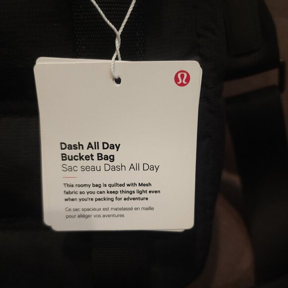 NWT LULULEMON 'Dash All Day' Bucket Bag w/Adjustable Crossbody Strap BLACK O/S - Picture 2 of 7